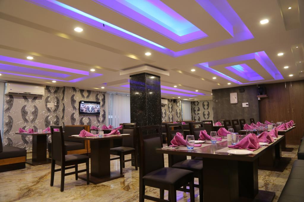 Hotel D' Sapphire 古瓦哈提 外观 照片