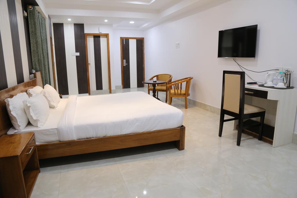 Hotel D' Sapphire 古瓦哈提 外观 照片