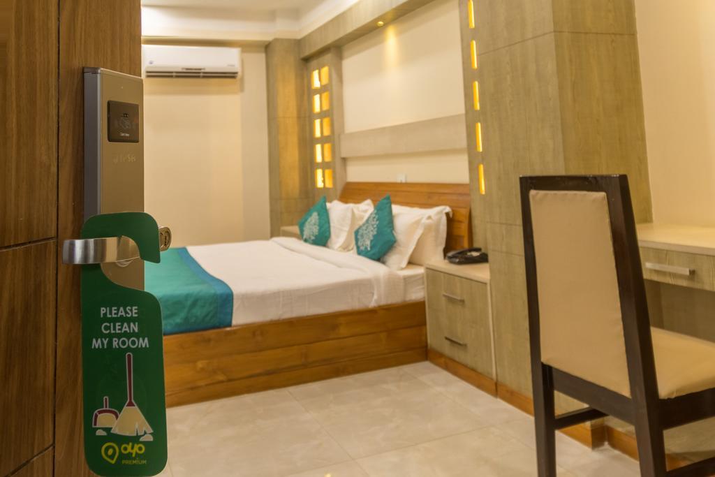 Hotel D' Sapphire 古瓦哈提 外观 照片