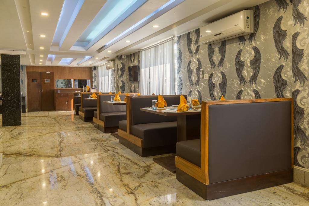 Hotel D' Sapphire 古瓦哈提 外观 照片